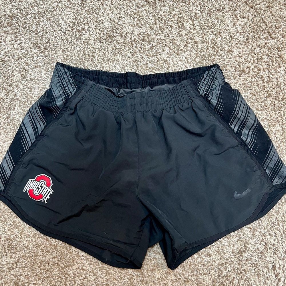 Nike Women's Black and Gray Ohio Statw Buckeyes Athletic Shorts Size Small